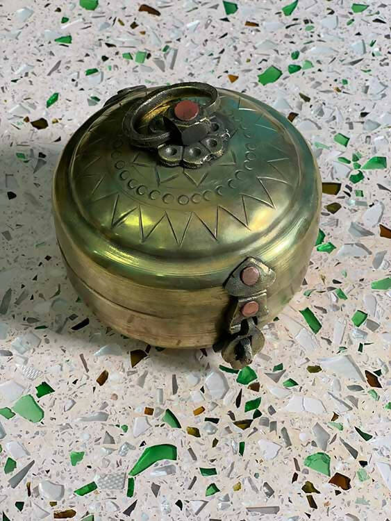 Piro Vintage Brass Baby Chappati Box (4in x 4in x 5in) - Home Decor - 1