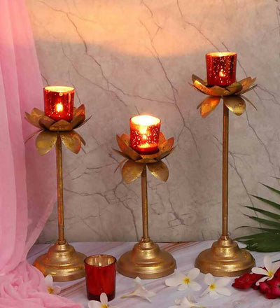 Three Layer Lotus With 4 Red Glass Votive