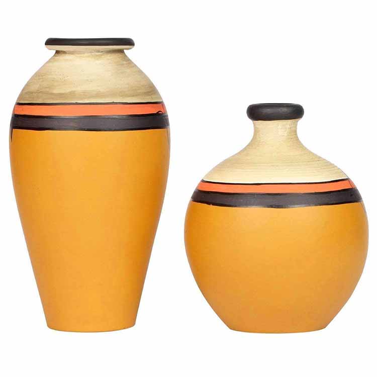 Vase Earthen Yellow Madhubani - Set of 2 (6.2x3/5x4") - Decor & Living - 3