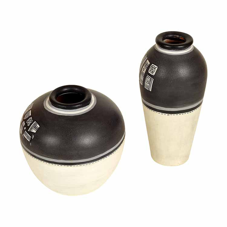 Vase Earthen Handcrafted Black & White Warli - Set of 2 (5x5/6x3") - Decor & Living - 4