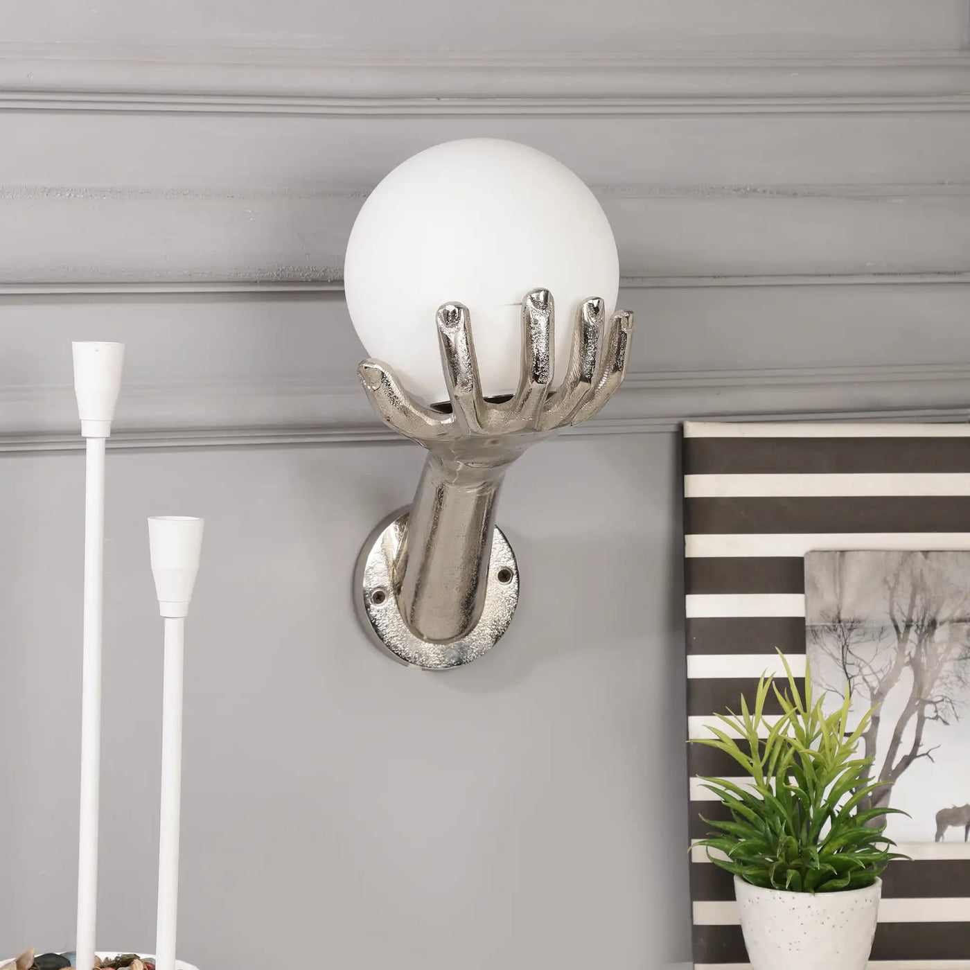 Hand Wall Light in Silver- 73-238-28-1