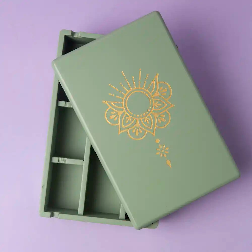 Pista Green Accessories Box