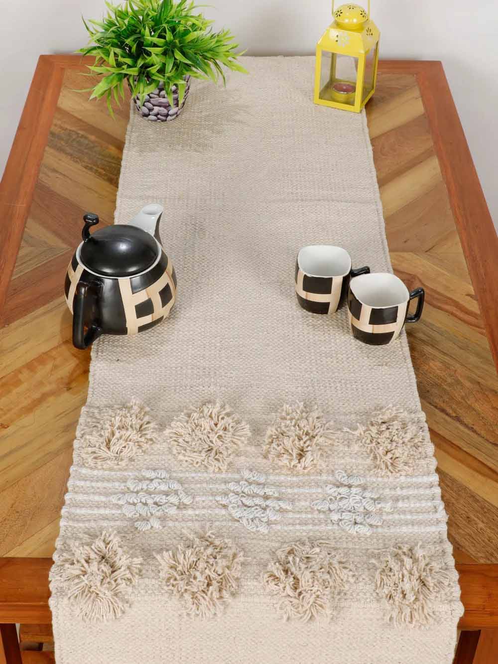 Tufted Table Runner Side Circle, Boondis - Dining & Kitchen - 2