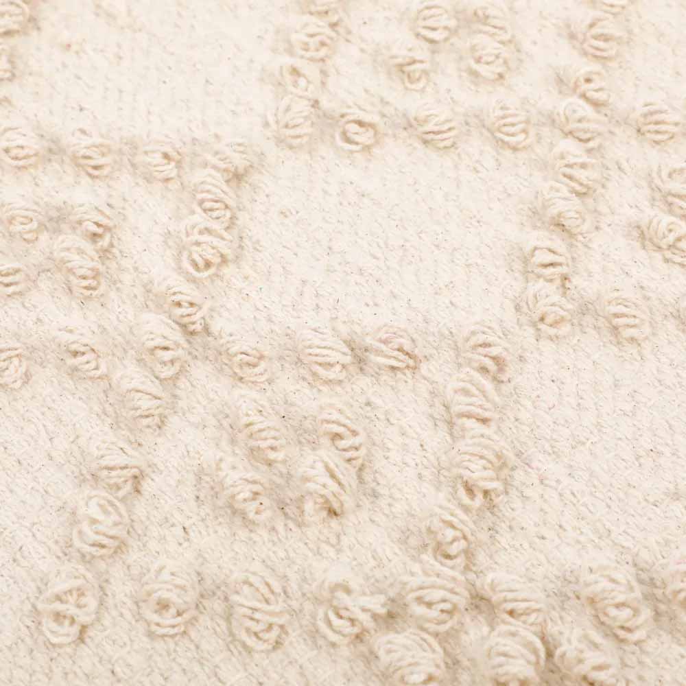 Knitted Tufted Table Runner Diamonds - Dining & Kitchen - 3