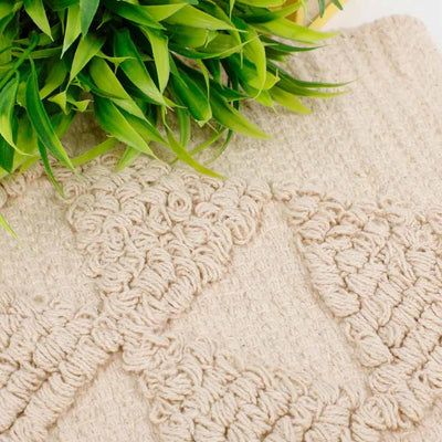 Knitted Tufted Table Runner Triangles, Tassels - Dining & Kitchen - 3