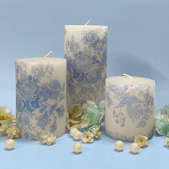 A Set of 3 "Blue Pottery" Themed Designer Scented Pillar Candles - Accessories - 1