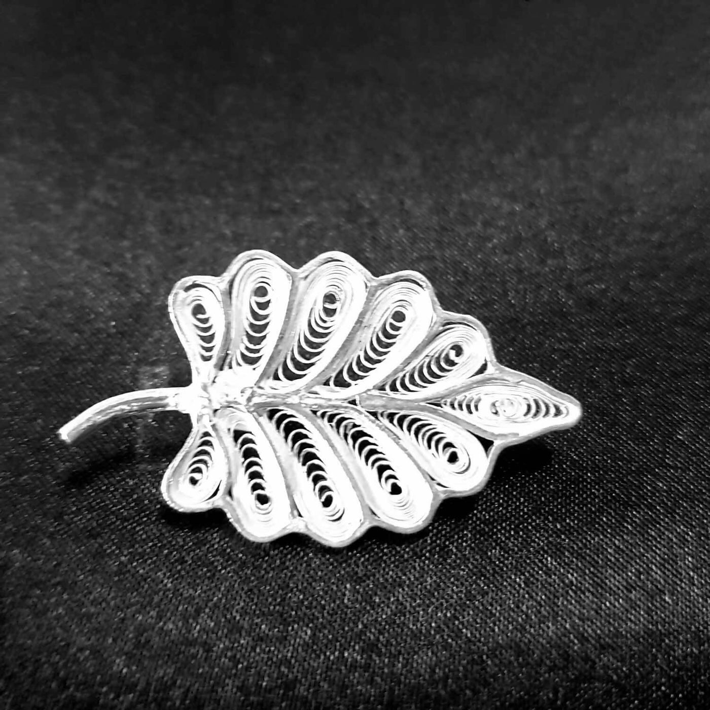 Leaf shaped Silver Filigree Brooch SJ-Brooch-995 - Fashion & Lifestyle - 1