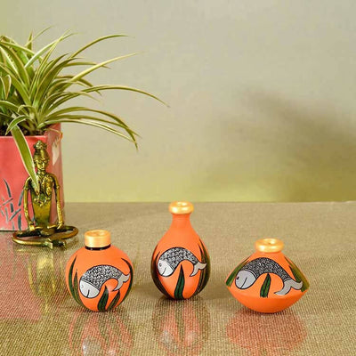 Something's Fishy Terracotta Vase - Set of 3 (Orange) - Decor & Living - 1