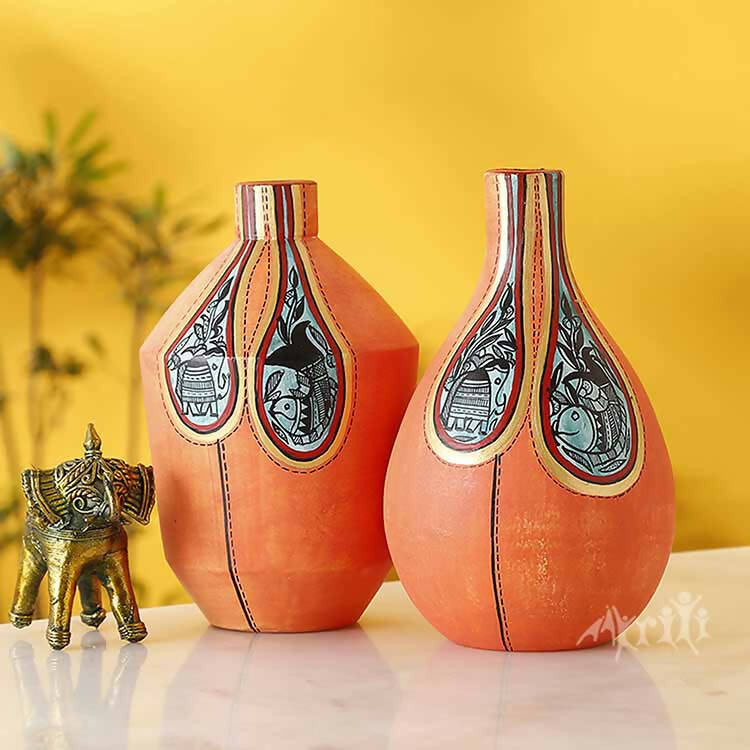Vase Earthen Handcrafted Orange Warli - Set of 2 (6.1x3.7/6.3x3.7") - Decor & Living - 1